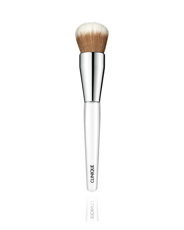 Foundation Buff Brush Ecset, Ez a sokoldalú ecset használható a Clinique bármely poralapú, folyékony vagy krémes állagú termékével